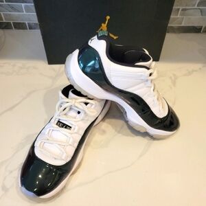 Air Jordan 11 Reteo Low
